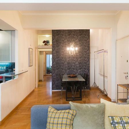 Stylish Flat With Veranda In The Heart Of Athens Exterior photo