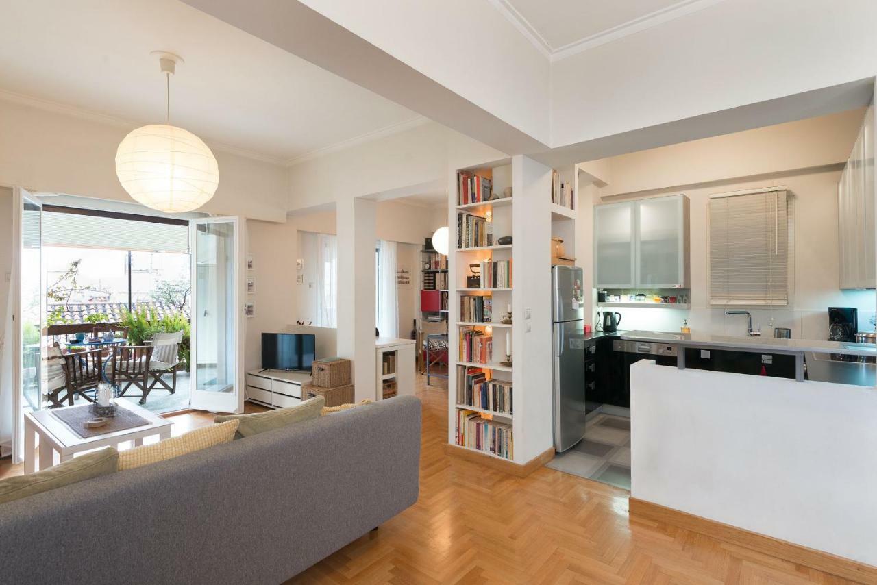 Stylish Flat With Veranda In The Heart Of Athens Exterior photo