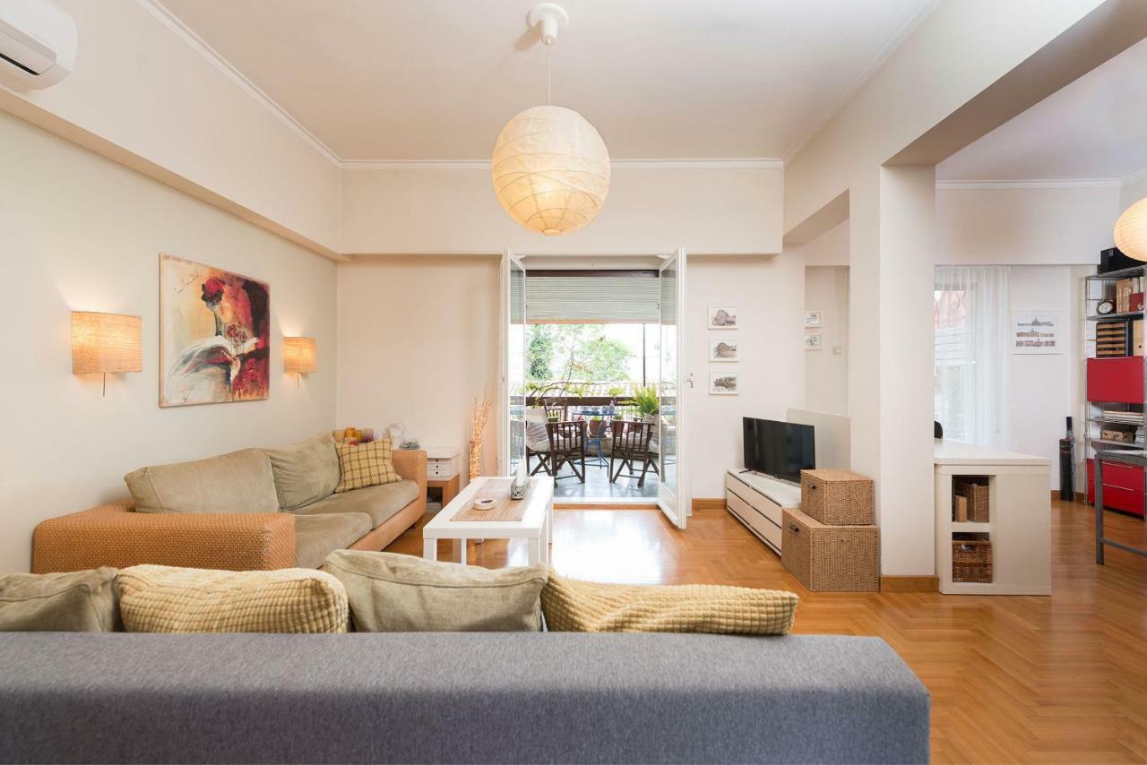 Stylish Flat With Veranda In The Heart Of Athens Exterior photo