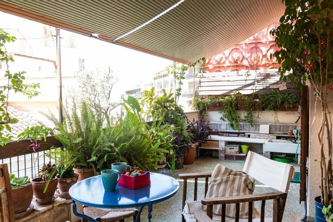 Stylish Flat With Veranda In The Heart Of Athens Exterior photo
